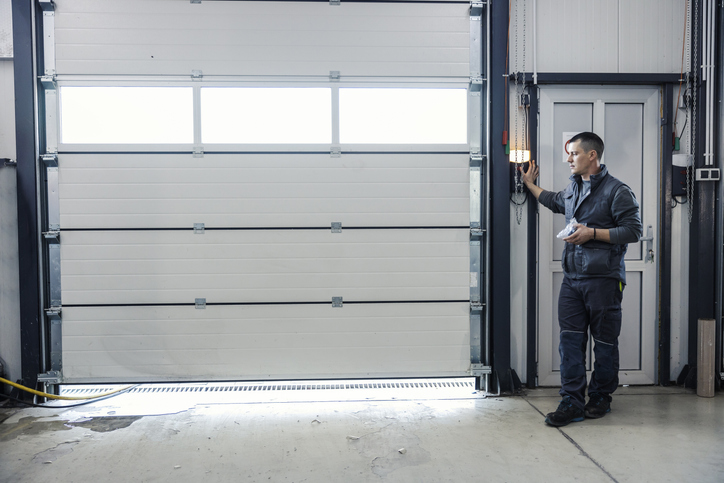 Understanding the Process of Emergency Garage Door Opener Repair